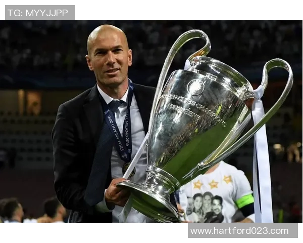 维尼修斯如何在足球界展现不屈不挠的职业精神与奋斗信念