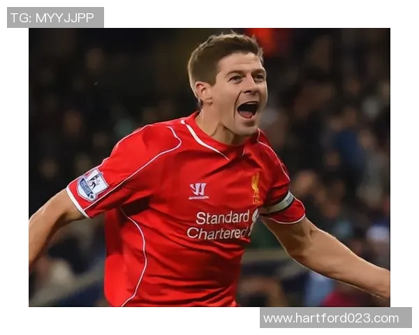 远射重炮手足球明星的传奇之路与精彩瞬间解析